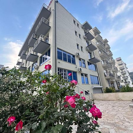 Deor Hotel Shëngjin Exterior foto